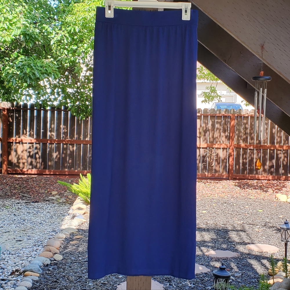NWT - Liz Claiborne Blue Maxi Skirt Size L